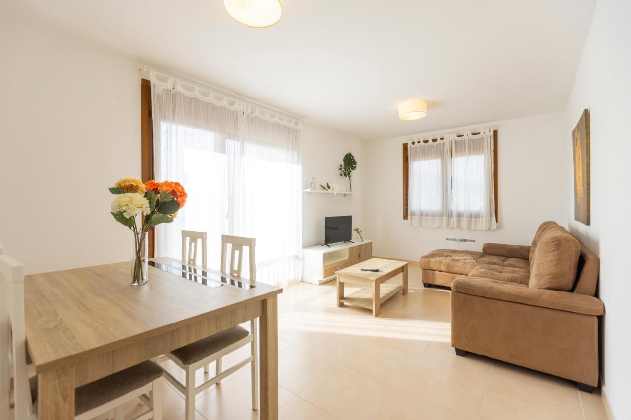 Apartamentos Playa de LLAS Foz Exterior foto